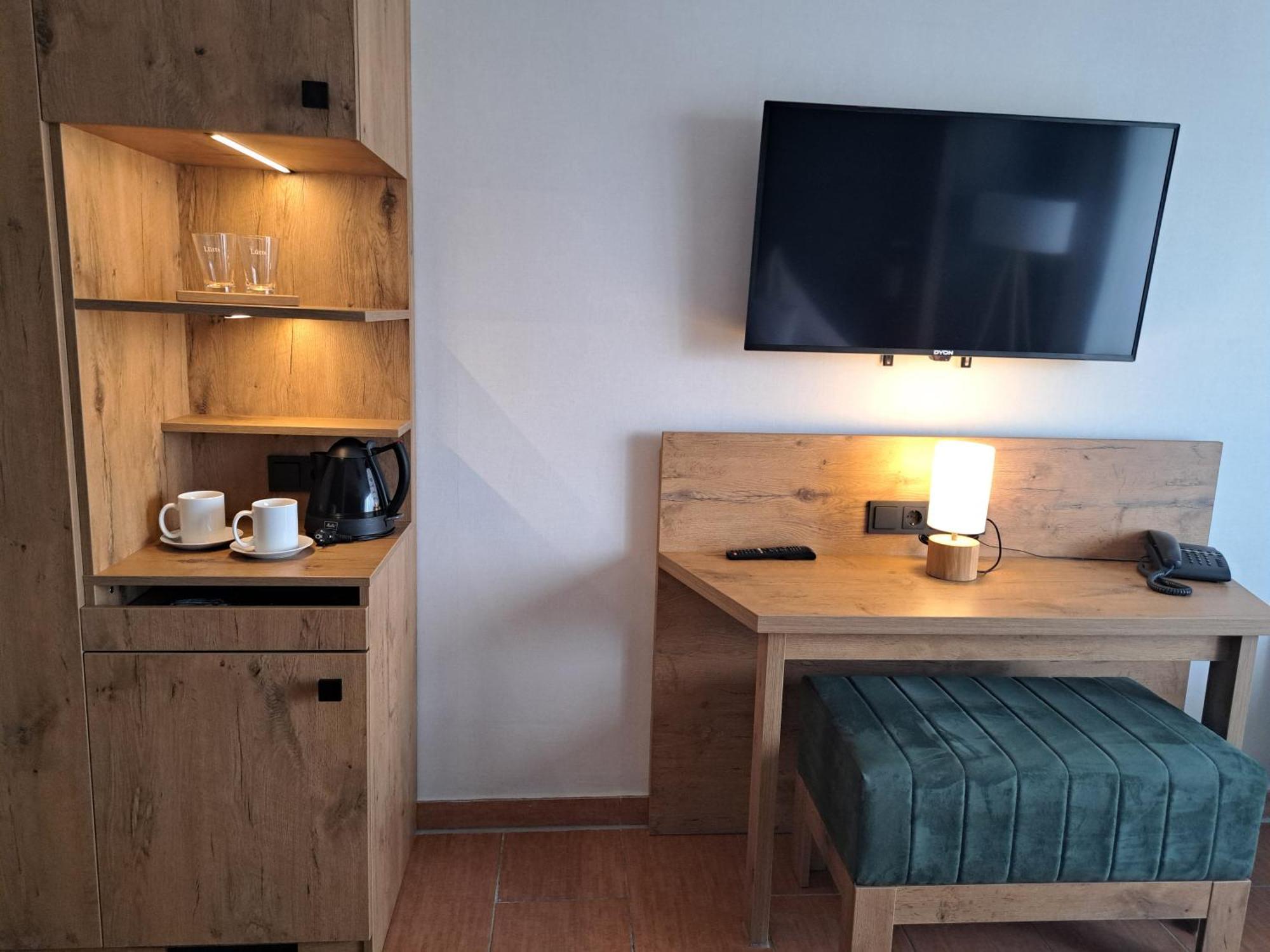 Hotel Wernerwald クックスハーフェン エクステリア 写真