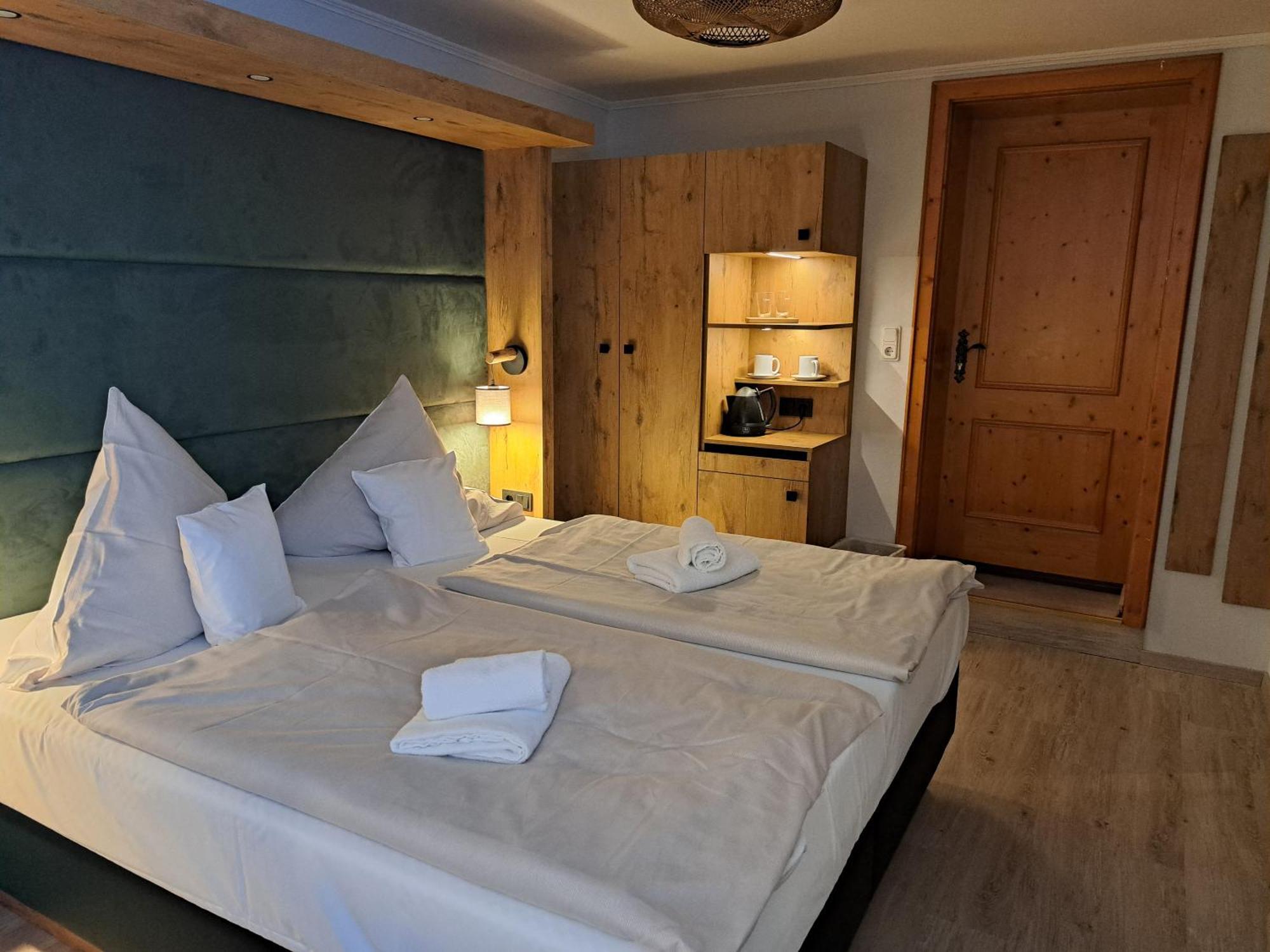 Hotel Wernerwald クックスハーフェン エクステリア 写真